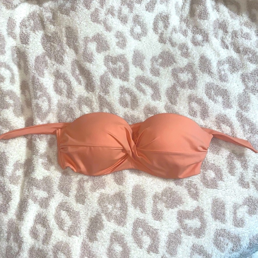 Strapless bikini top